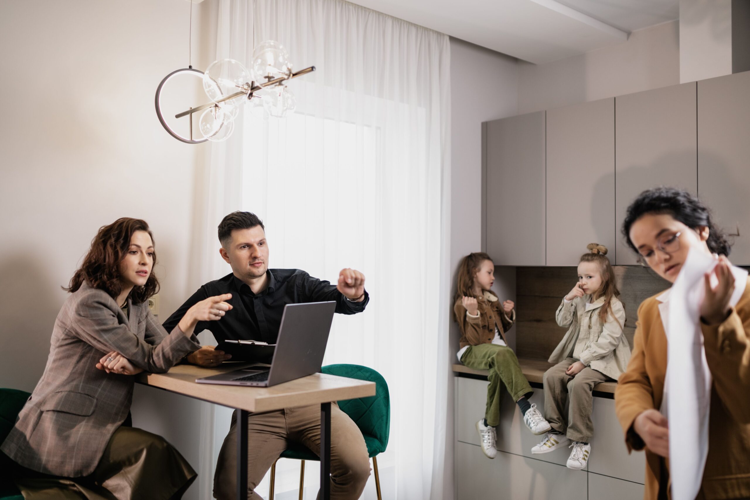 A concise guide to identifying and managing hidden risks that threaten family wealth and its legacy.